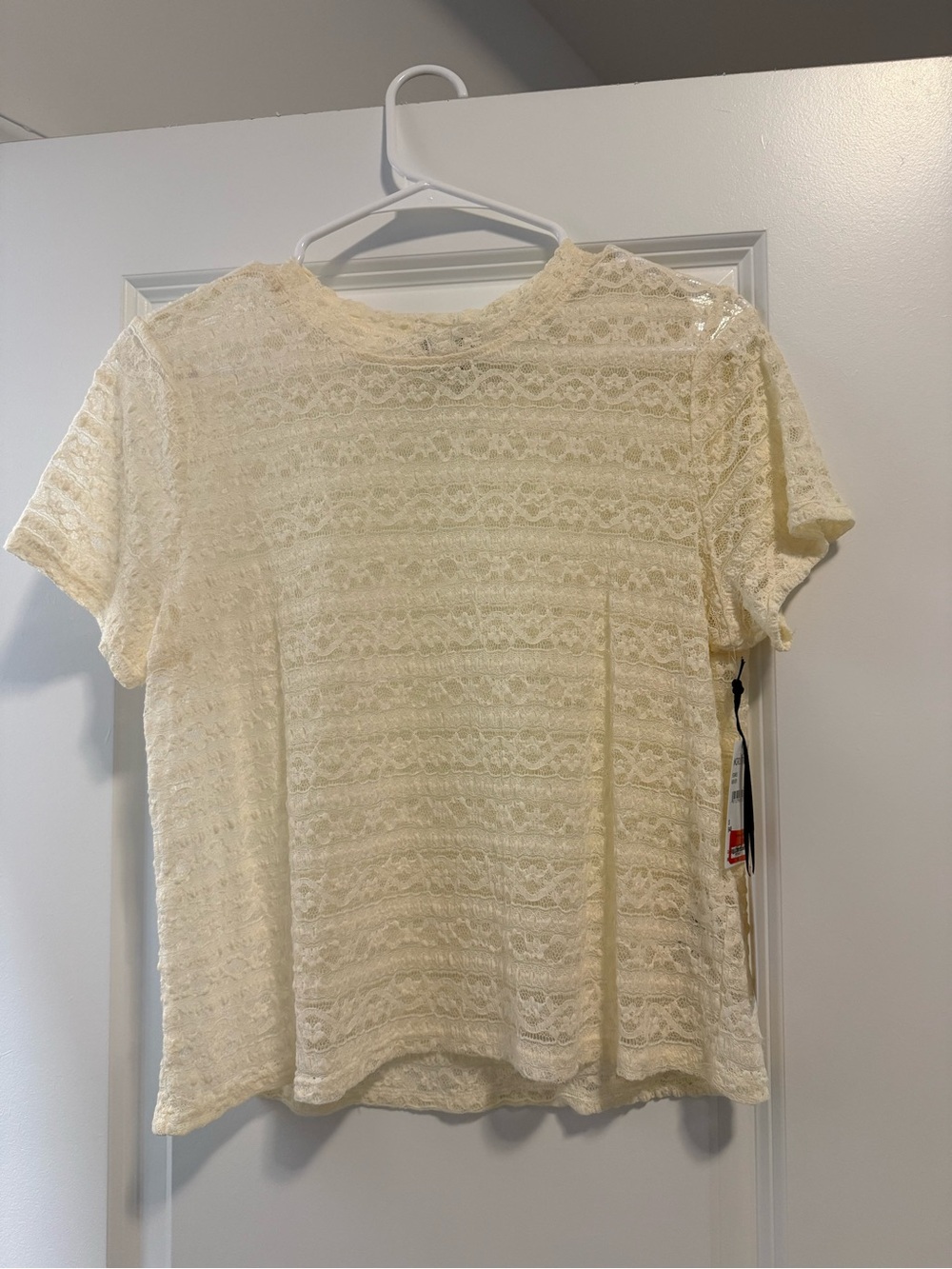 Nordstrom Cream Lace Short Sleeve Tee